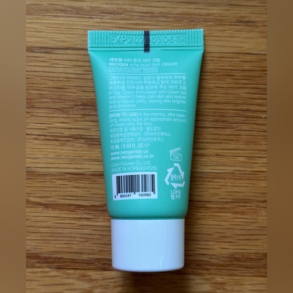2/$15 - Neogen Dermalogy Vita Duo Day Cream (Deluxe Mini) - Picture 3 of 6
